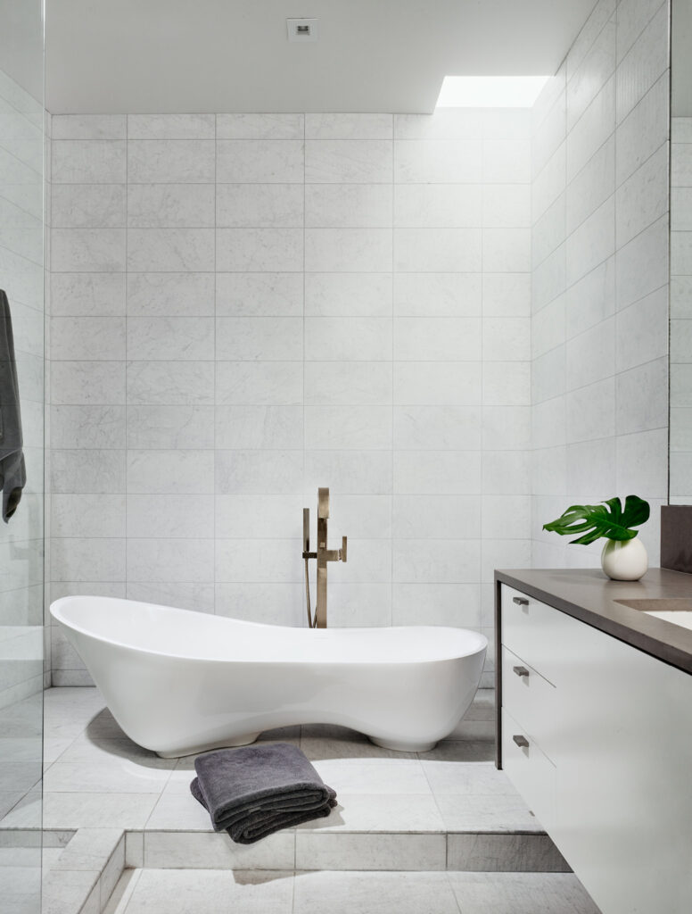 Badewanne freistehend Glanz V+A Cabrits
